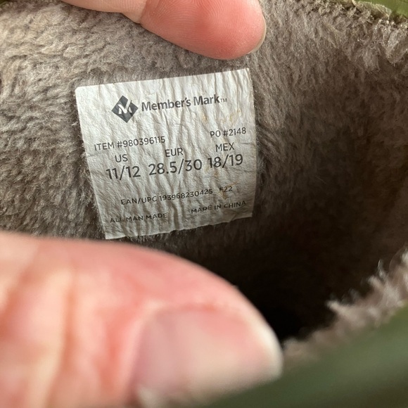 Crocodile-Themed Kids Rain Boots - Olive - Picture 6 of 6